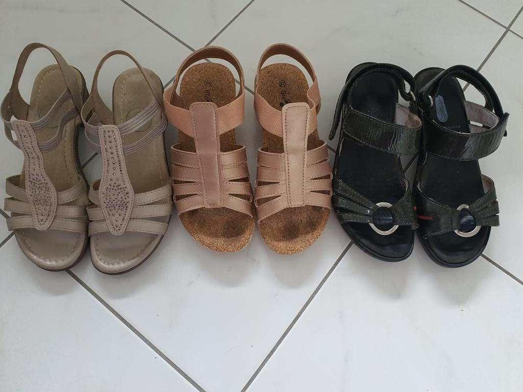 3 paar sandalen voor €10,00 per paar, Ophalen, Zo goed als nieuw, Blauw, Sandalen of Muiltjes