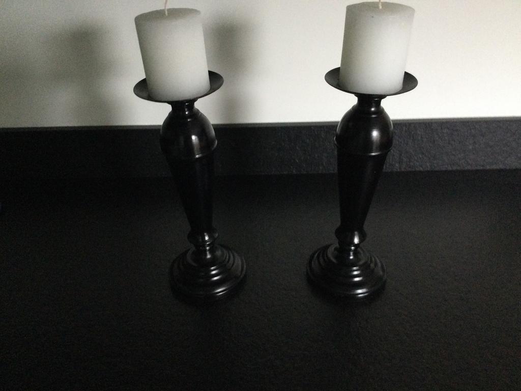 Zwarte kaarsen standaards, Ophalen, 25 tot 50 cm, Zwart, Zo goed als nieuw