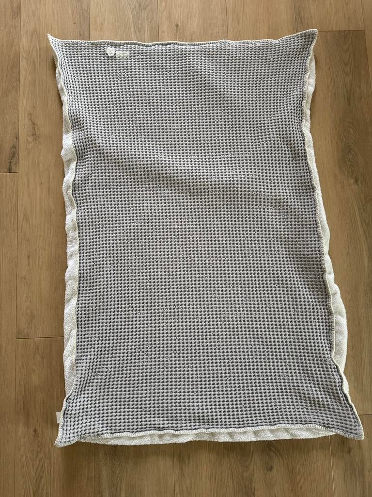 Grijze Wafeldeken Ledikant - Wafel & Fleece van Koeka, Gebruikt, Jongetje of Meisje, Ophalen of Verzenden, Deken of Dekbed