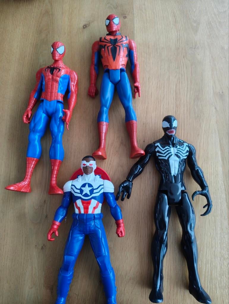 Marvel Avengers actiefiguren, Kinderen en Baby's, Speelgoed | Actiefiguren, Ophalen of Verzenden, Zo goed als nieuw