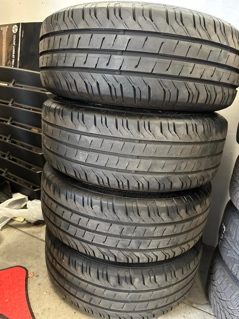 Mercedes Velgen met Banden 225/55 R17 Conti, Auto-onderdelen, Banden en Velgen, Ophalen, Gebruikt, Banden en Velgen, 17 inch