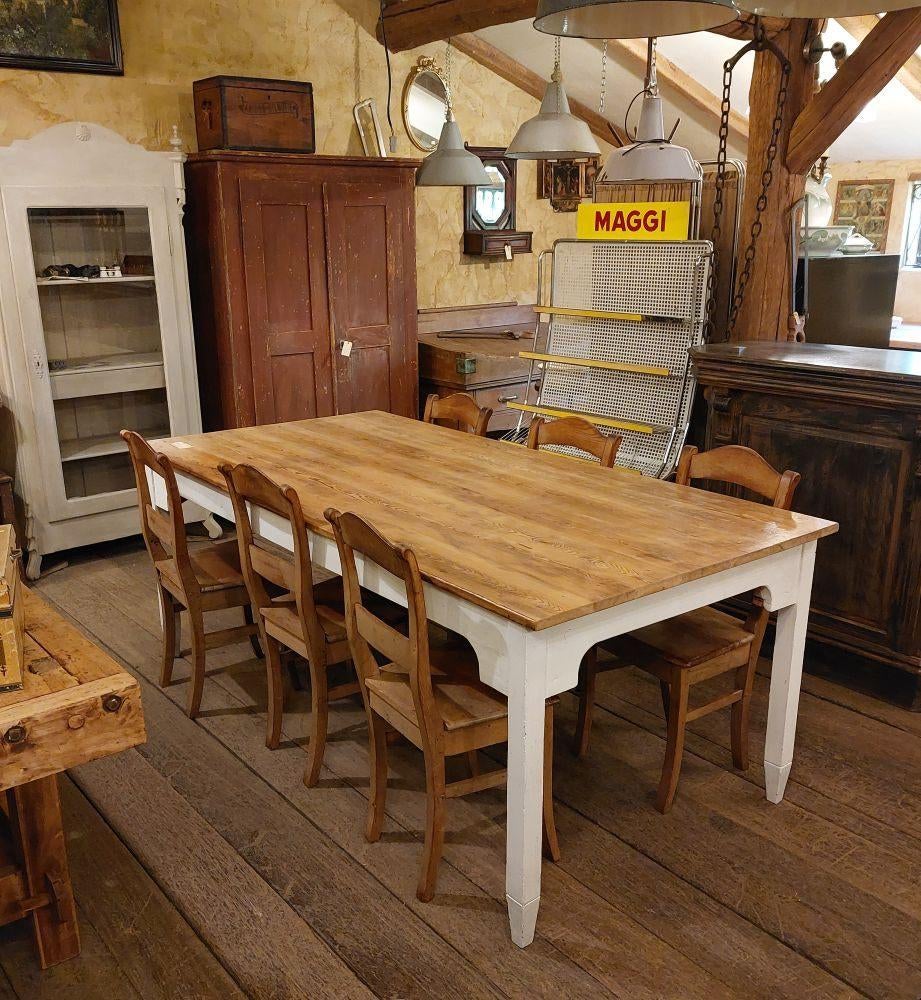 brede oude eettafel met oud houten blad., Ophalen of Verzenden