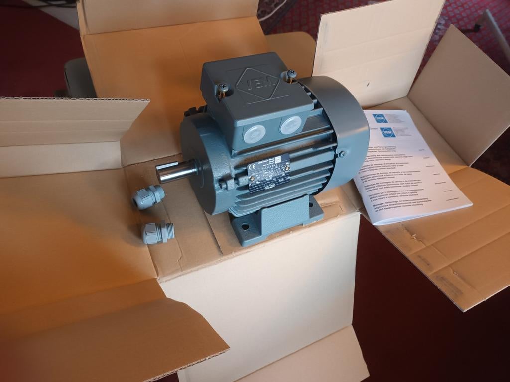 2 snelheden elektromotor 3 fase toerental 1400/2800, Ophalen of Verzenden, Nieuw, Elektromotor