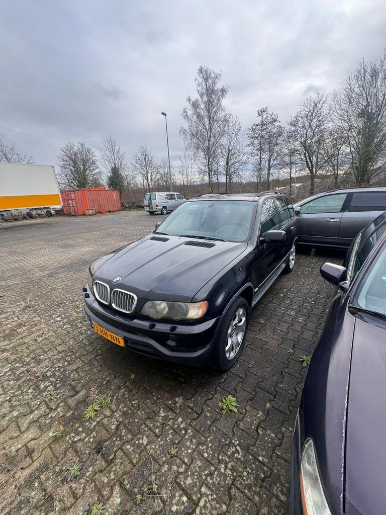 Bmw e53 x5 4.4 v8 in onderdelen, Ophalen of Verzenden, Voor, BMW, Bumper