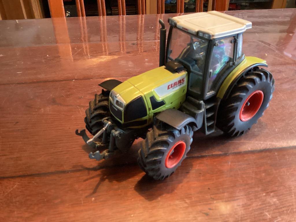 Universele hobbies Claas tractor, Ophalen of Verzenden, Zo goed als nieuw, Tractor of Landbouw, Universal Hobbies