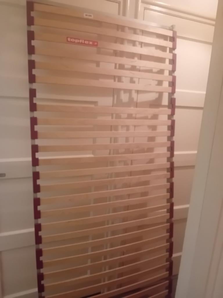 Bed onder latenbodem 90/200, Ophalen, Zo goed als nieuw, Eenpersoons, 90 cm