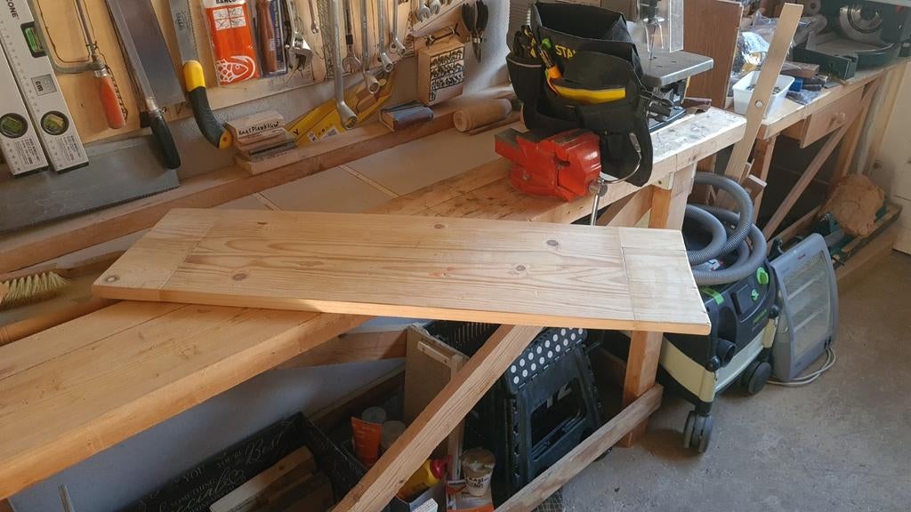 *GEZOCHT* hout voor meubels zoals vloer delen, Ophalen, Gebruikt, Eiken, 200 tot 250 cm