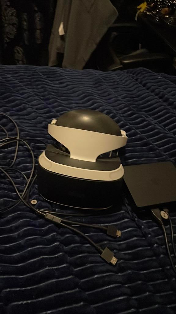 vr bril  Voor ps4 2 keer op gehad merk sony kleur wit /zwart, Ophalen, Nieuw