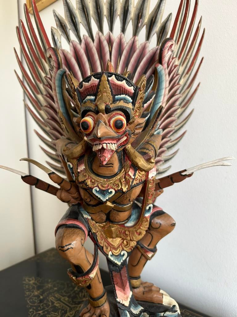 Garuda, Balinees houten beeld 62 cm hoog, Antiek en Kunst, Kunst | Niet-Westerse kunst, Ophalen of Verzenden
