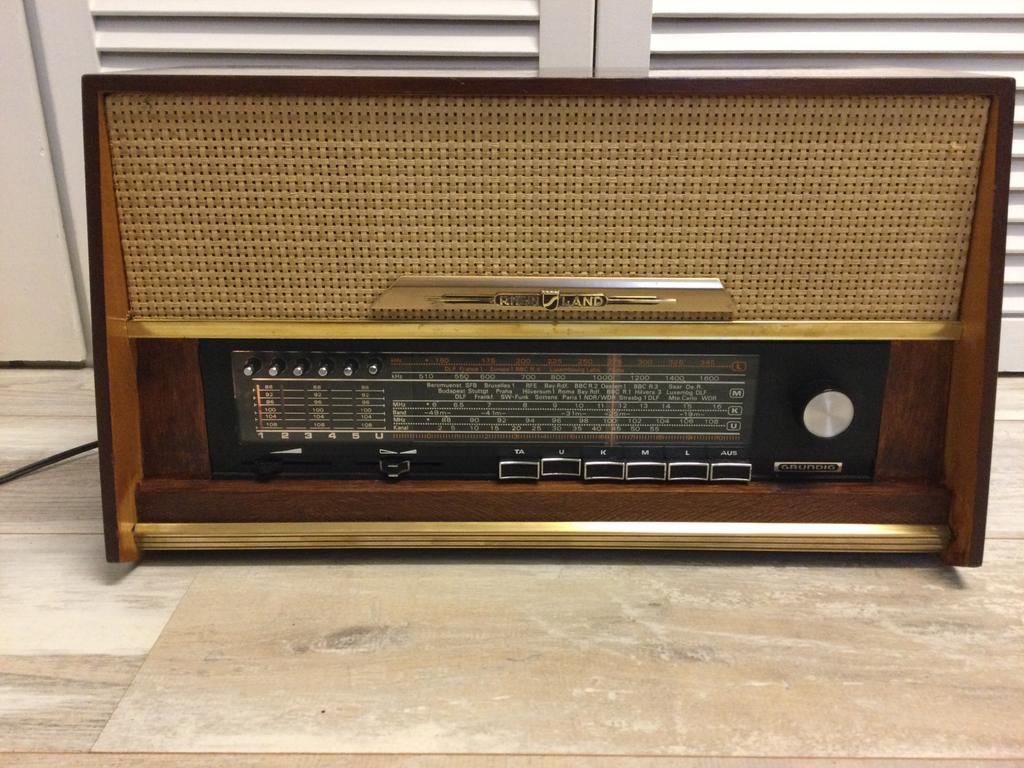 Retro radio, Ophalen of Verzenden