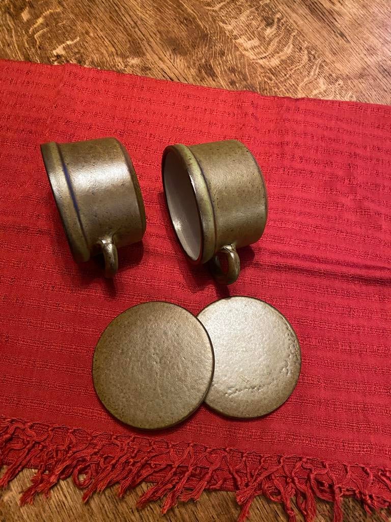 Lucie Q Bakker Soepkommen met Oor en deksel, Ophalen