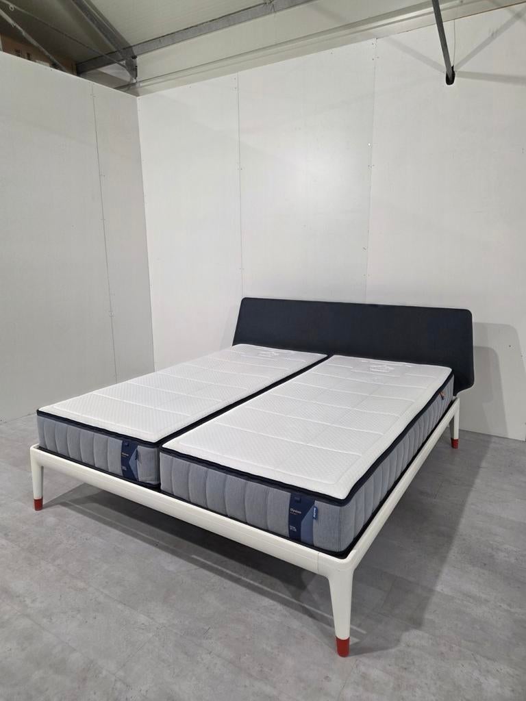Auping Essential Bed 180x200 + Showroom Elysium Matrassen, Ophalen of Verzenden, Zo goed als nieuw, Tweepersoons, 180 cm