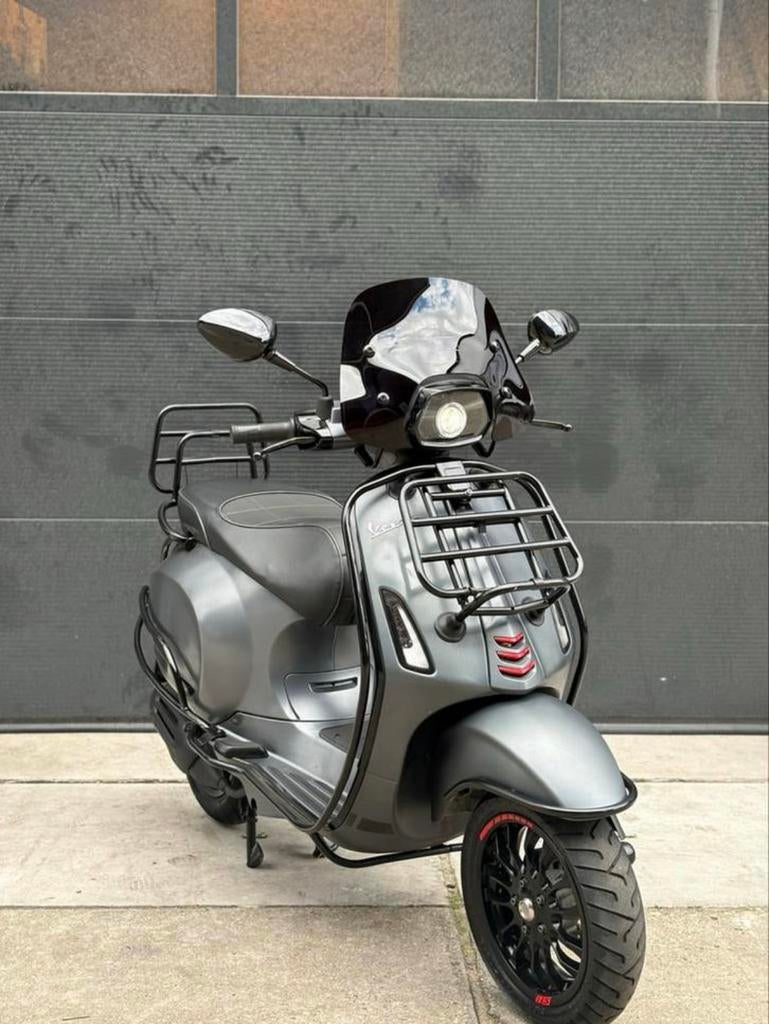 Vespa sprint full option, Ophalen of Verzenden, Zo goed als nieuw, Benzine, Vespa S