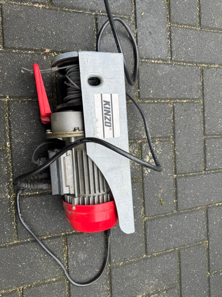 Kinzo Elektrische Takel - Zo goed als nieuw!, Ophalen, Zo goed als nieuw, Elektrisch