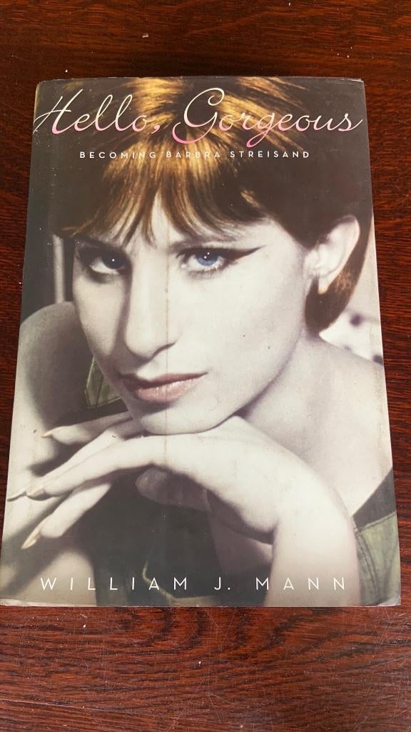Hello , gorgeous - Becoming Barbara streisand  -, Ophalen of Verzenden