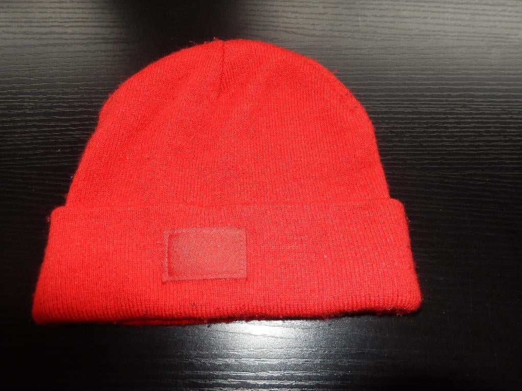 Rode muts (zgan), Kleding | Dames, Mutsen, Sjaals en Handschoenen, Ophalen, Zo goed als nieuw, Muts