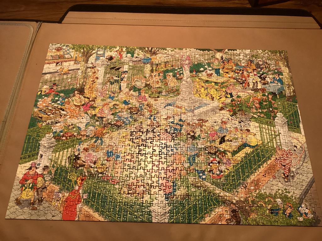 Jan van Haasteren puzzels, Ophalen, 500 t/m 1500 stukjes, Zo goed als nieuw