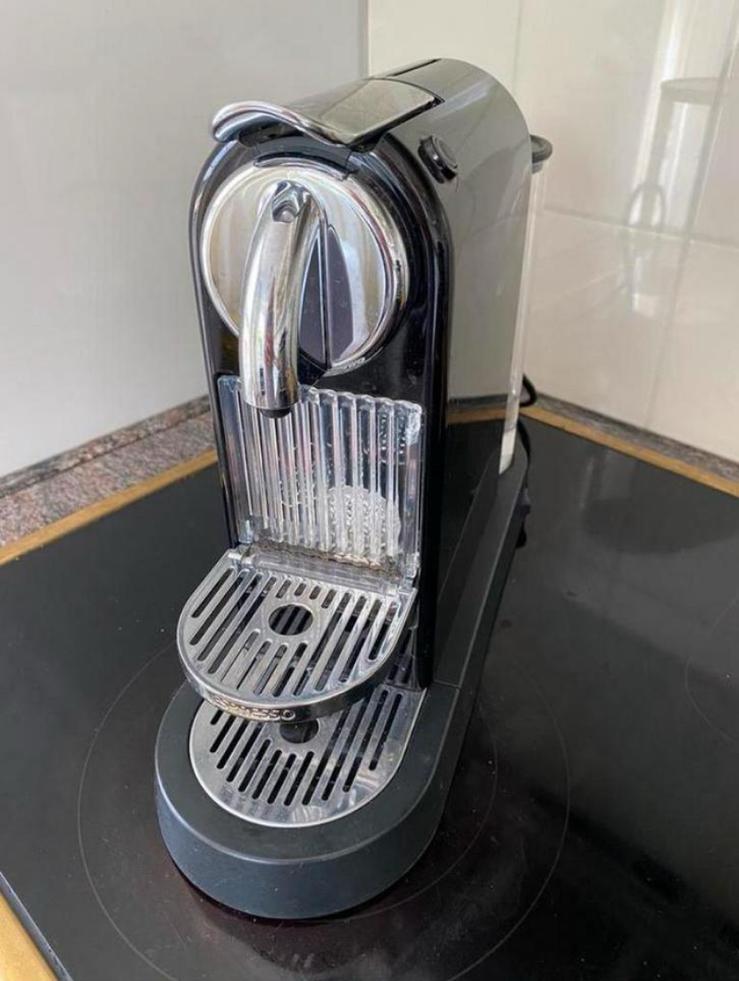 Nespresso Magimix M 190, Witgoed en Apparatuur, Koffiezetapparaten, Gebruikt, Espresso apparaat, Ophalen of Verzenden, 4 tot 10 kopjes