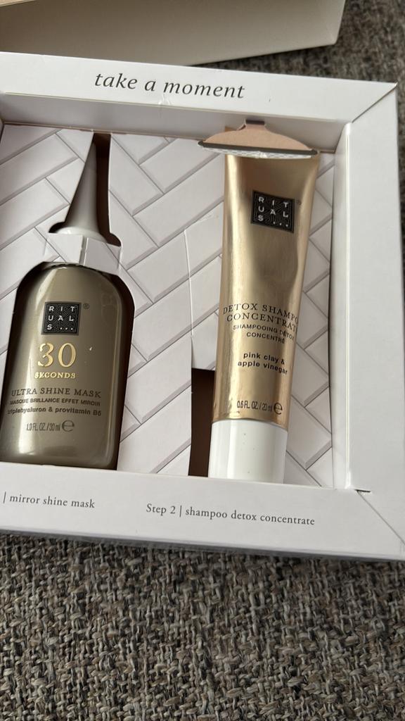 Haarverzorging rituals, Sieraden, Tassen en Uiterlijk, Uiterlijk | Parfum, Ophalen of Verzenden, Zo goed als nieuw