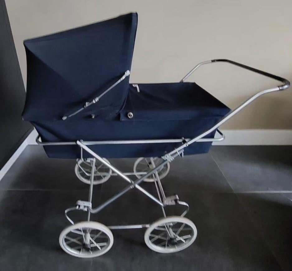 Leuke kinder poppenwagen, Ophalen, Gebruikt, Overige typen