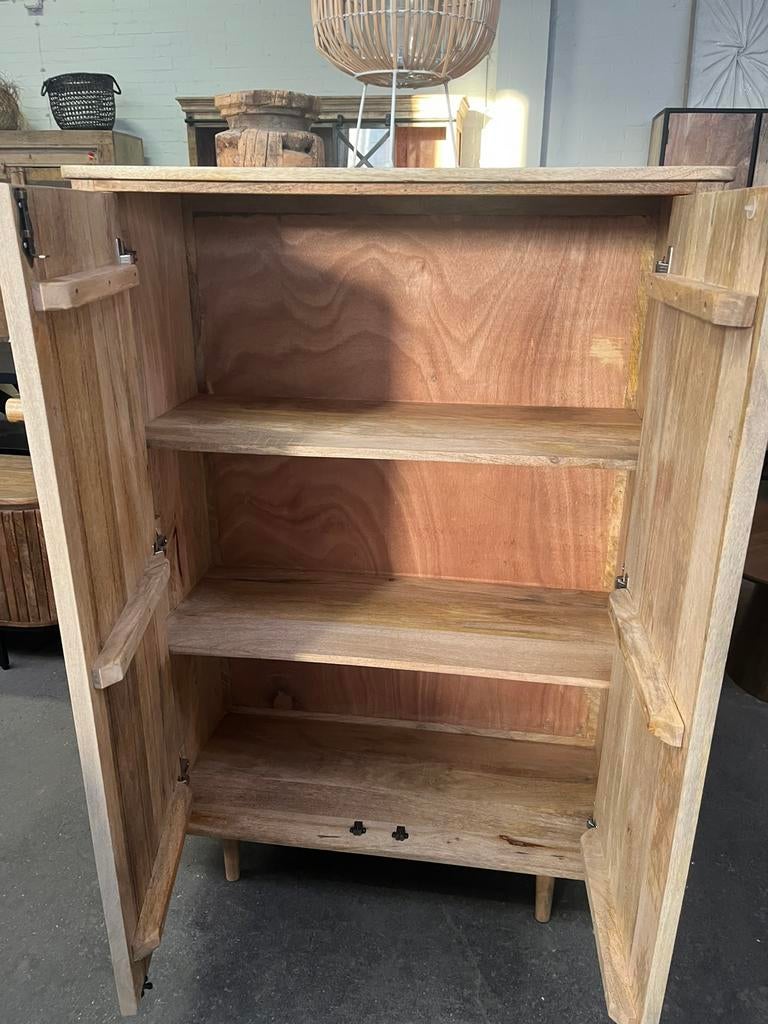 Magazijn leegverkoop dichte kast Noor mangohout ribbel sale, Nieuw, Ophalen of Verzenden, Info@wkhome.nl, Argonweg 20 Amersfoort