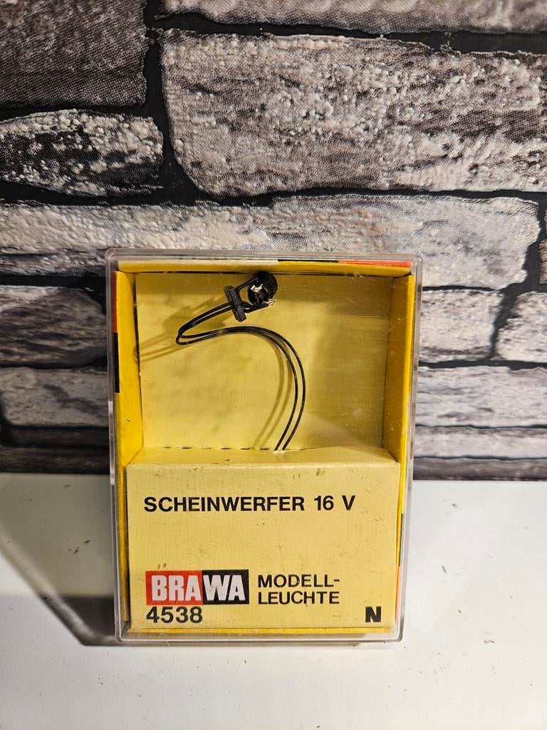 Brawa schijnwerper N spoor modeltrein 1:160, Hobby en Vrije tijd, Modeltreinen | N-Spoor, Ophalen of Verzenden, Nieuw, Gelijkstroom of Wisselstroom