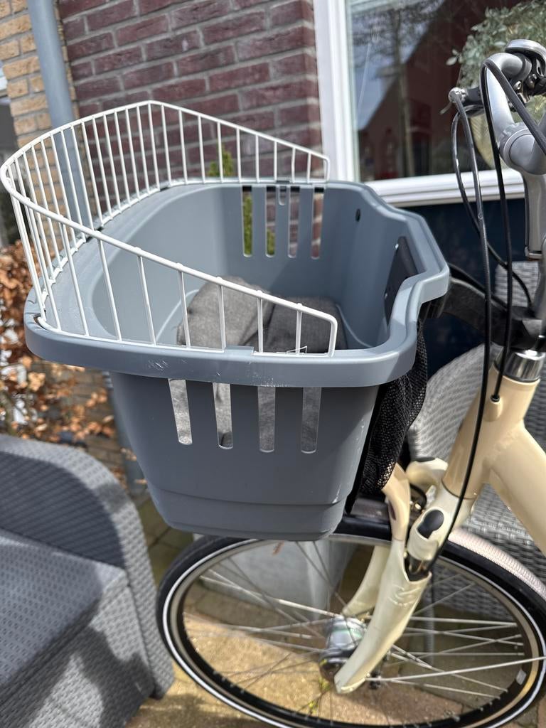 Fietsenmand voor honden, Ophalen