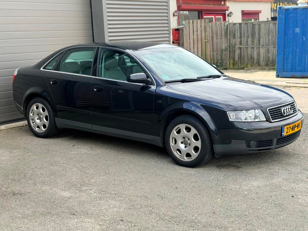 Audi A4 Limousine 2.0 FSI, Voorwielaandrijving, 1325 kg, Gebruikt, 4 cilinders