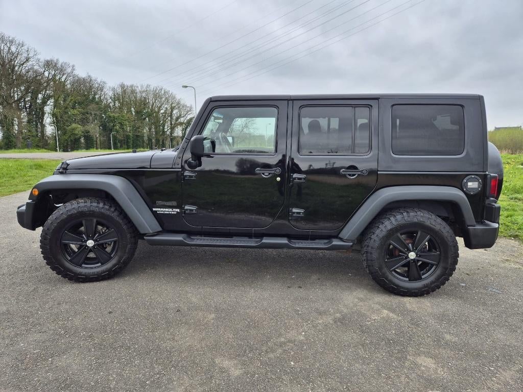 Jeep Wrangler Unlimited 3.8 V6 Sahara | BOVAG | Youngtimer, Auto's, Jeep, Particulier, Wrangler, 4x4, Airbags, Airconditioning