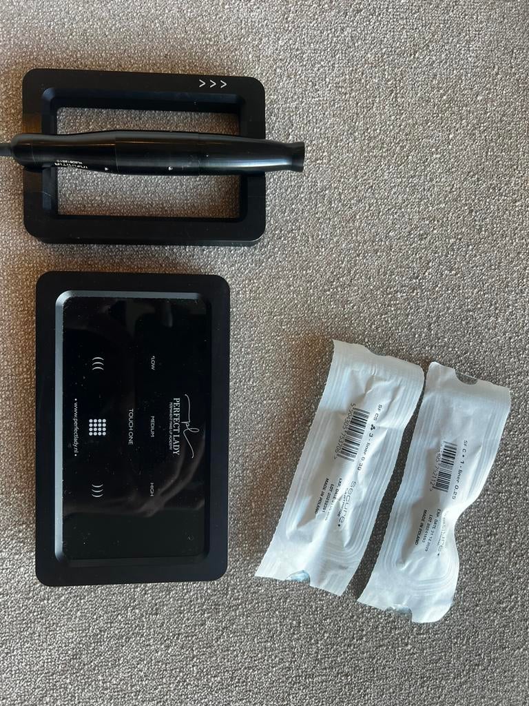 Perfect lady PMU apparaat / incl doos naalden 3 en 1 liner, Ophalen of Verzenden, Zo goed als nieuw