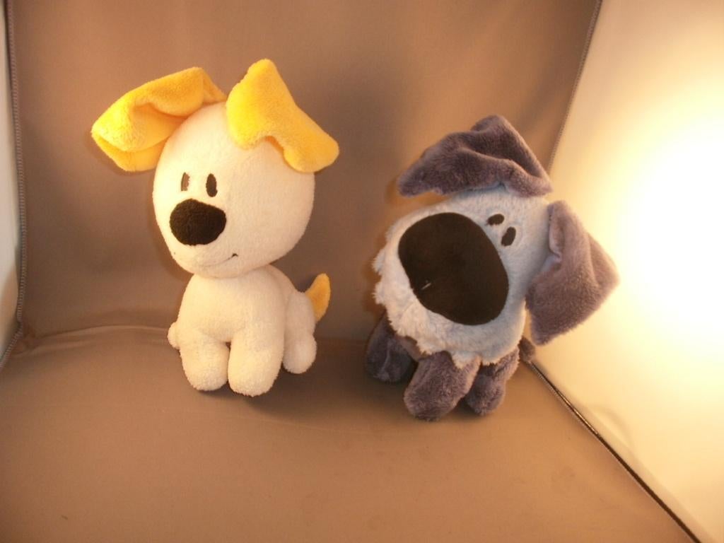 buurtpoes kat van woezel en pip zittend 22 cm velours of, Ophalen of Verzenden, Zo goed als nieuw, Hond