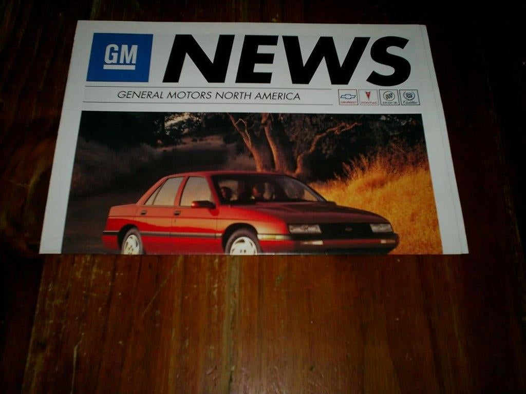 GM News o.a. Chevrolet / Buick Park Avenue Poster, Verzenden, Zo goed als nieuw, Chevrolet