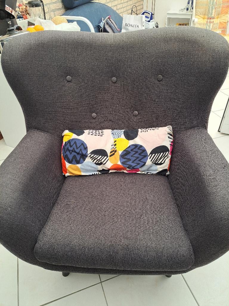 Stoel, Ophalen, Modern van donker grijs stof, Gebruikt, 75 tot 100 cm