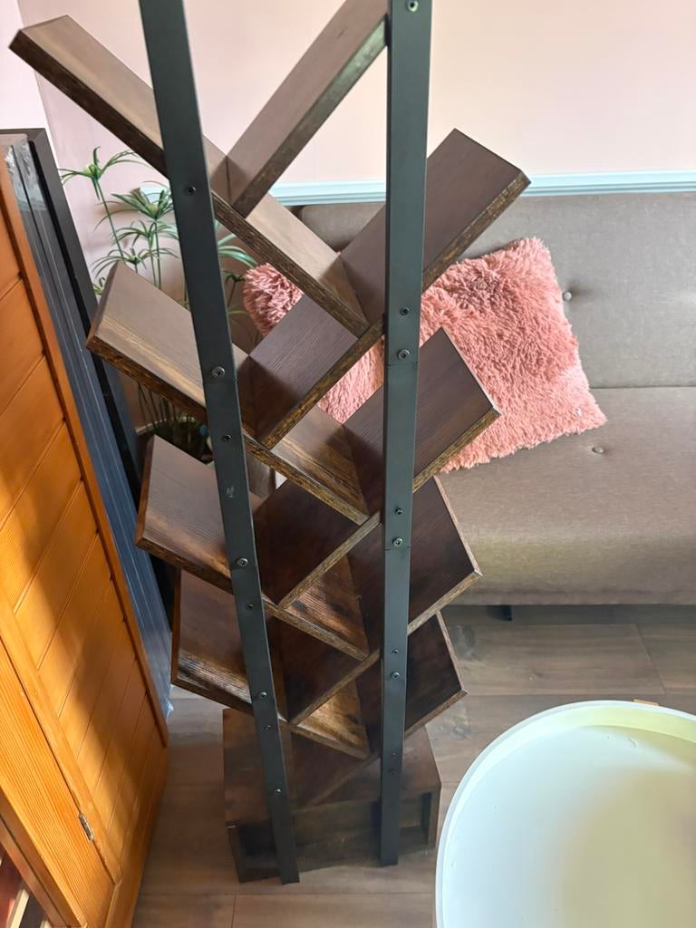 Boekenkast/ boekenrek HOOBRO, Ophalen, Zo goed als nieuw