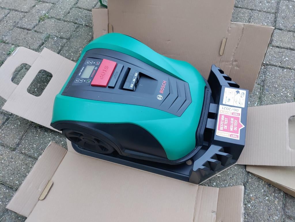 Bosch Indego 400 robotmaaier, Tuin en Terras, Robotmaaiers, Ophalen of Verzenden, Nieuw, Minder dan 20 cm