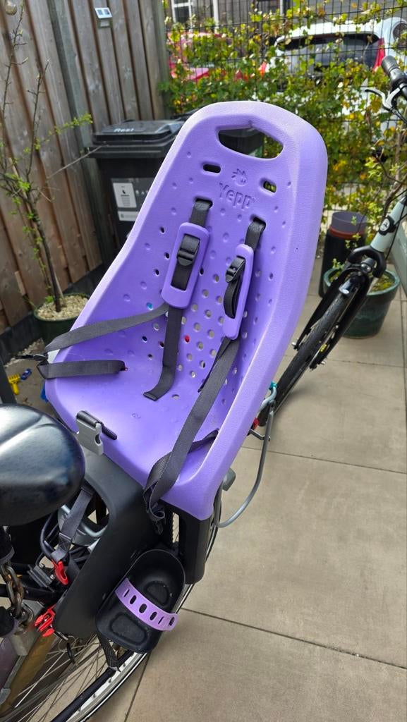 Yepp fietsstoeltje paars, Achterzitje, Gebruikt, Yepp, Ophalen