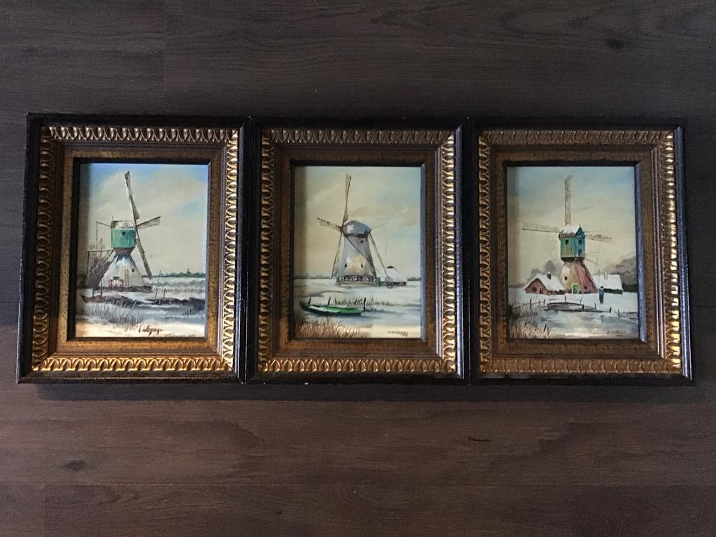 Geschilderde molens in houten lijsten 28x23 cm, Ophalen of Verzenden