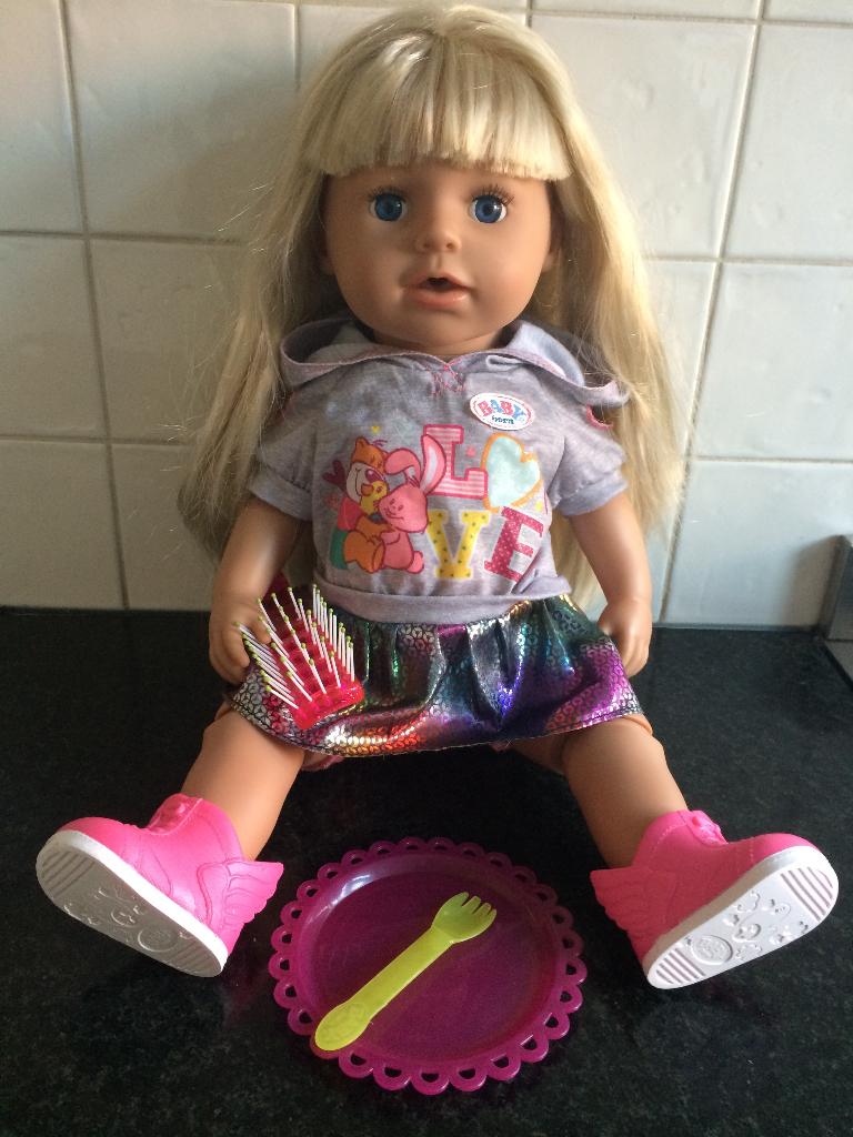 baby born grote zus - in hele goede staat, zie foto's, Kinderen en Baby's, Speelgoed | Poppen, Ophalen of Verzenden, Zo goed als nieuw