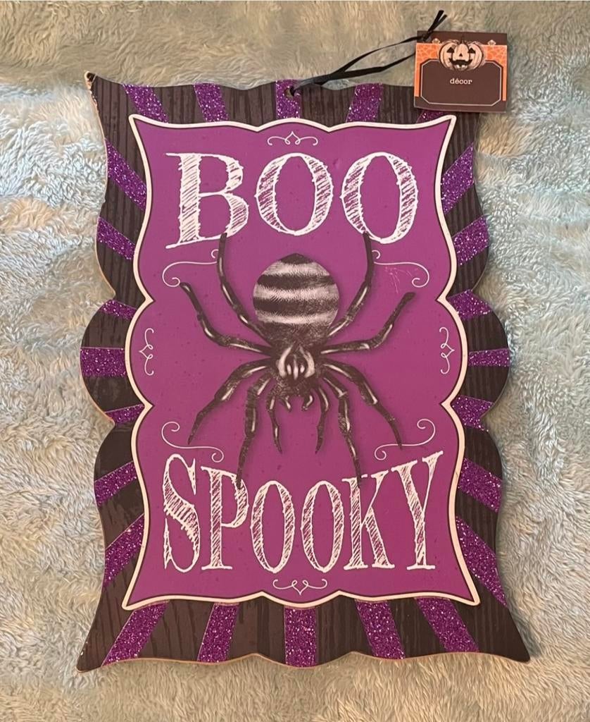 BOO SPOOKY  DECORATIE, Ophalen of Verzenden, Nieuw, Versiering, Halloween of Griezel