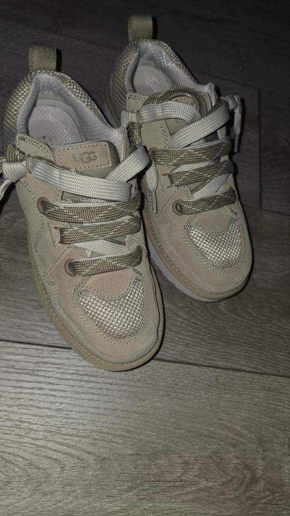Ugg sneakers, Kleding | Dames, Schoenen, UGG, Beige, Nieuw, Ophalen of Verzenden