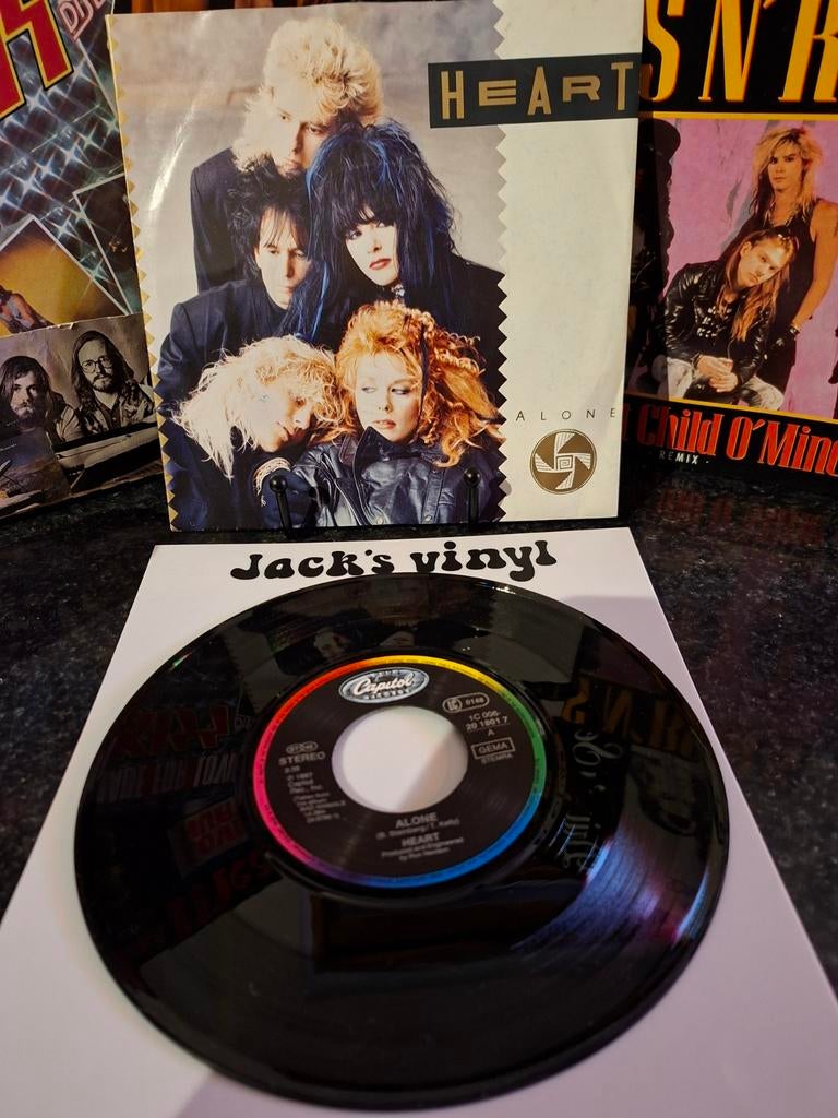 Heart - Alone 7 inch single (Capitol Records)  1987, Ophalen of Verzenden, Zo goed als nieuw