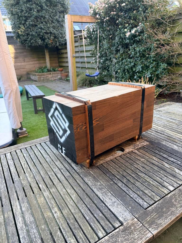 Wengé gedroogd geschaafd draai-/knutselhout 40x70mm x 60cm, Ophalen of Verzenden, Zo goed als nieuw