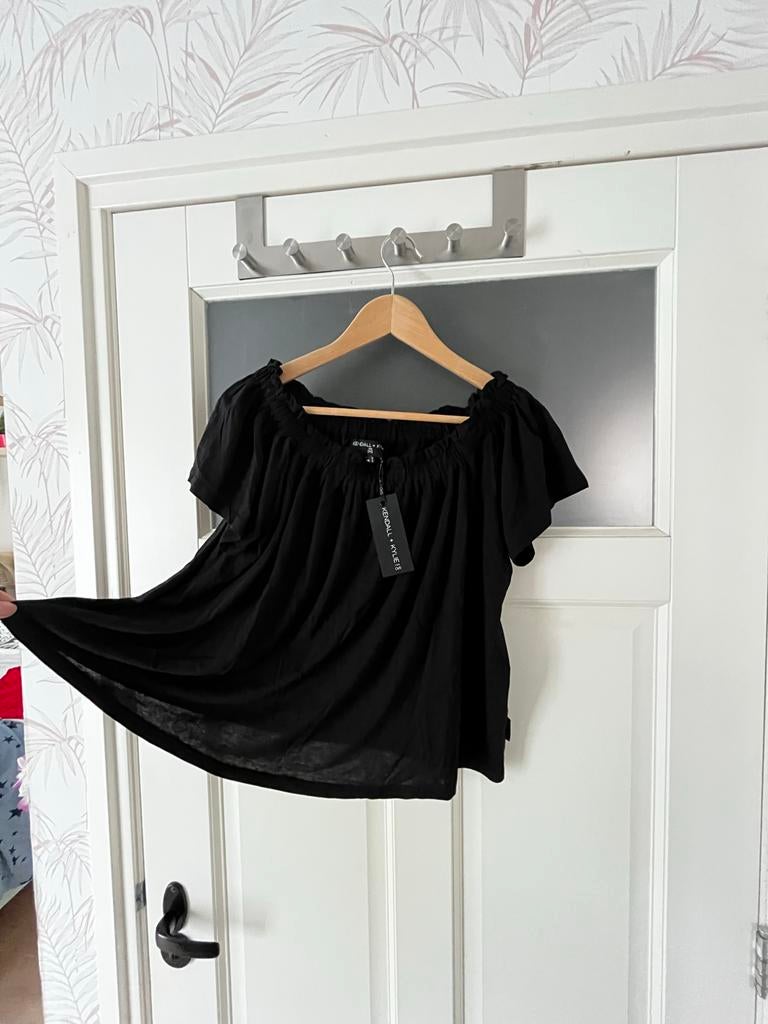 Kylie and Kendall Jenner/kardashian mt S, Zwart, Nieuw, Ophalen of Verzenden, Korte mouw