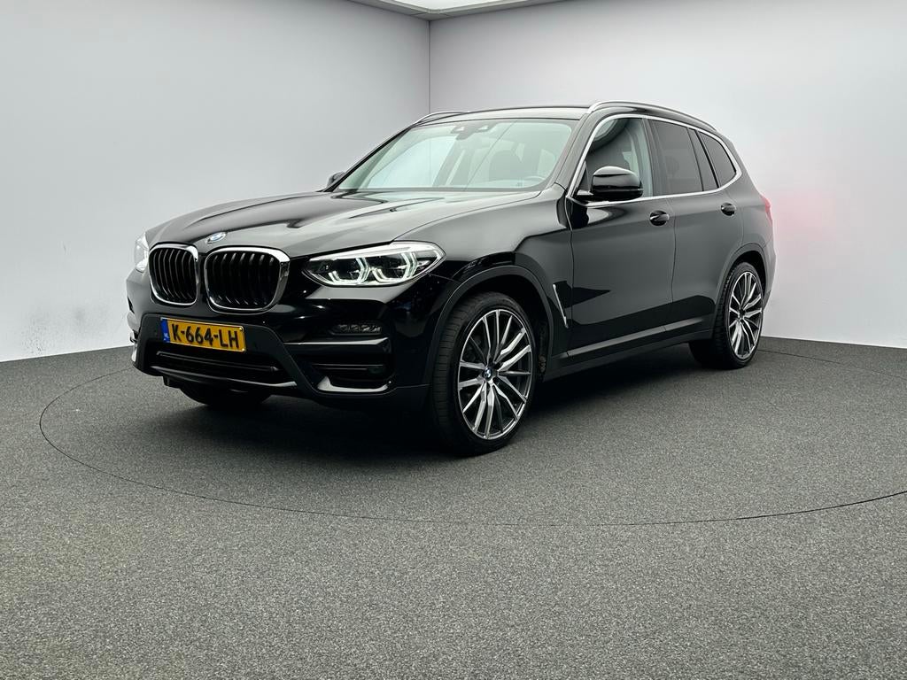 BMW X3 Xdrive20i 184pk Aut 2021 Zwart nederlands dealer oh, 1998 cc, 4 cilinders, 2000 kg, Zwart