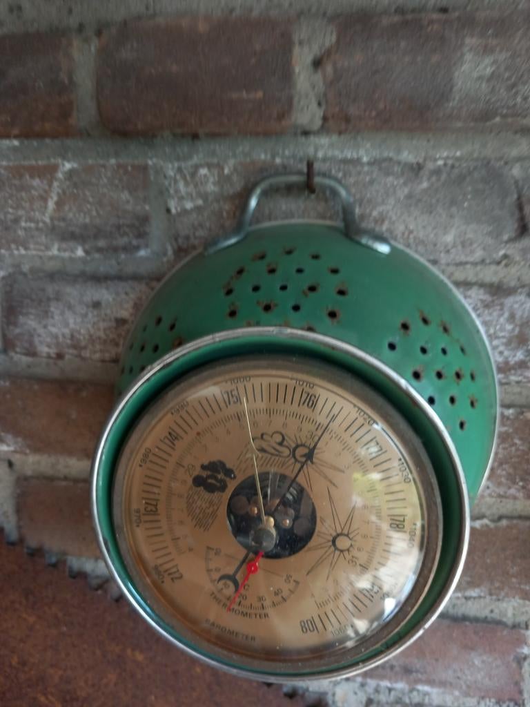 Groene emaille vergiet met barometer, Ophalen of Verzenden