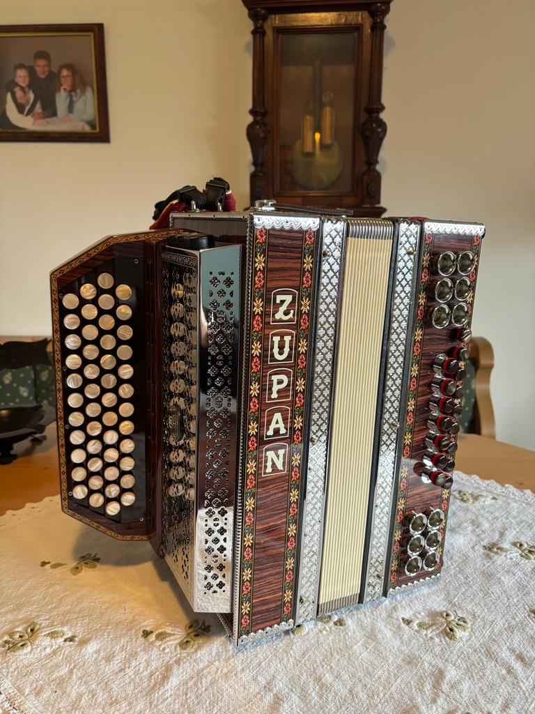 Zupan Alpe 4 D Steirische Harmonika, Muziek en Instrumenten, Ophalen, Zo goed als nieuw, 120-bas, Overige merken