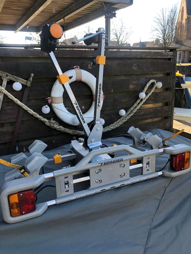 Falkon spinder  (kantelbaar), Auto diversen, Fietsendragers, Ophalen of Verzenden, Zo goed als nieuw, Trekhaakdrager