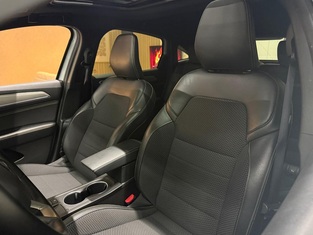 Renault Arkana 1.3 140 Techno Pano Camera Led Carplay Cruise, Arkana, Gebruikt, 4 cilinders, Leder en Stof