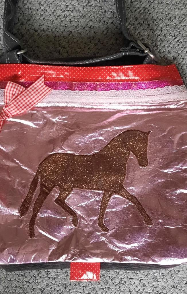 tas met paardenapplicatie, Ophalen of Verzenden
