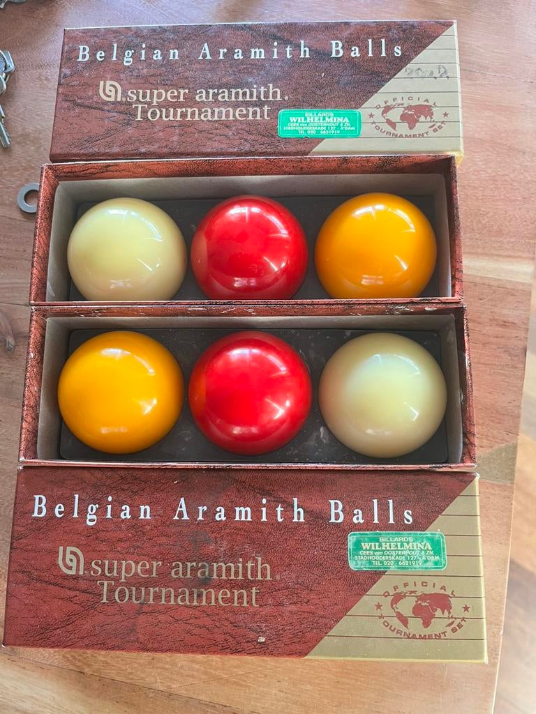 Biljart ballen  Aramith Tournement, Ophalen of Verzenden, Zo goed als nieuw, Keu of Ballen